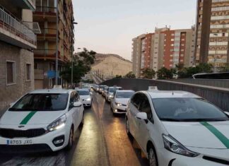 Alicante regulará los VTC con una hora de precontratación Alicante regulará los VTC con una hora de precontratación