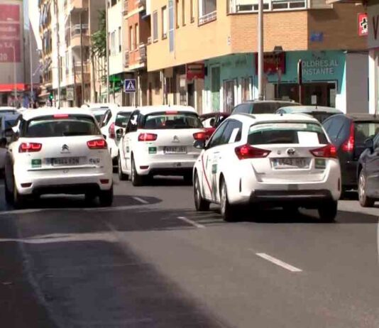 Los taxistas de Albacete piden la regulación de las VTC Los taxistas de Albacete piden la regulación de las VTC