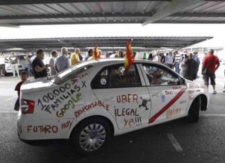 Uber se va de Valencia, no le interesa cumplir la ley Uber se va de Valencia