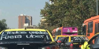 Chile aprueba la Ley para limitar a Uber y Cabify Chile aprueba la Ley para limitar a Uber y Cabify