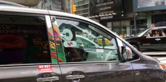 El alcalde de Nueva York comienza a poner restricciones a Uber El alcalde de Nueva York comienza a poner restricciones a Uber