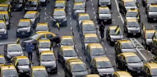 Los taxistas de Buenos Aires contra Cabify y Uber Los taxistas de Buenos Aires contra Cabify y Uber