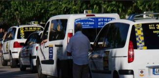 Un taxista de Salou ingresa en la UCI por una paliza Un taxista de Salou ingresa en la UCI por una paliza
