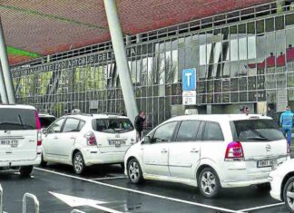 Vitoria ya cuenta con 6 taxis eléctricos Vitoria ya cuenta con 6 taxis eléctricos