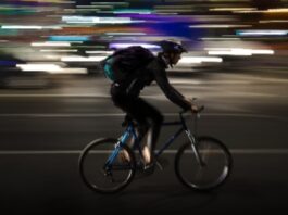 Riders X Derechos se reúne con la Ministra Yolanda Díaz en colaboración con UATAE y Taxi Project