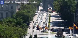 Protestas del Taxi de Madrid ante el Ayuntamiento – No nos vais a vender